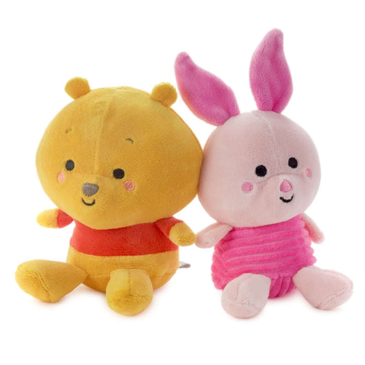 Better Together Disney Winnie the Pooh and Piglet Magnetic Plush, 5", plush duo in vibrant colours with embroidered details.