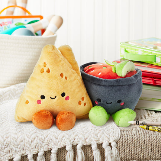 Chips and Salsa Magnetic Plush – Better Together featuring cute yellow nacho chip and grey salsa bowl characters in a cozy setting