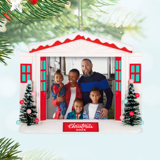 Christmas Memories  Photo Frame — Hallmark Keepsake Christmas Ornament