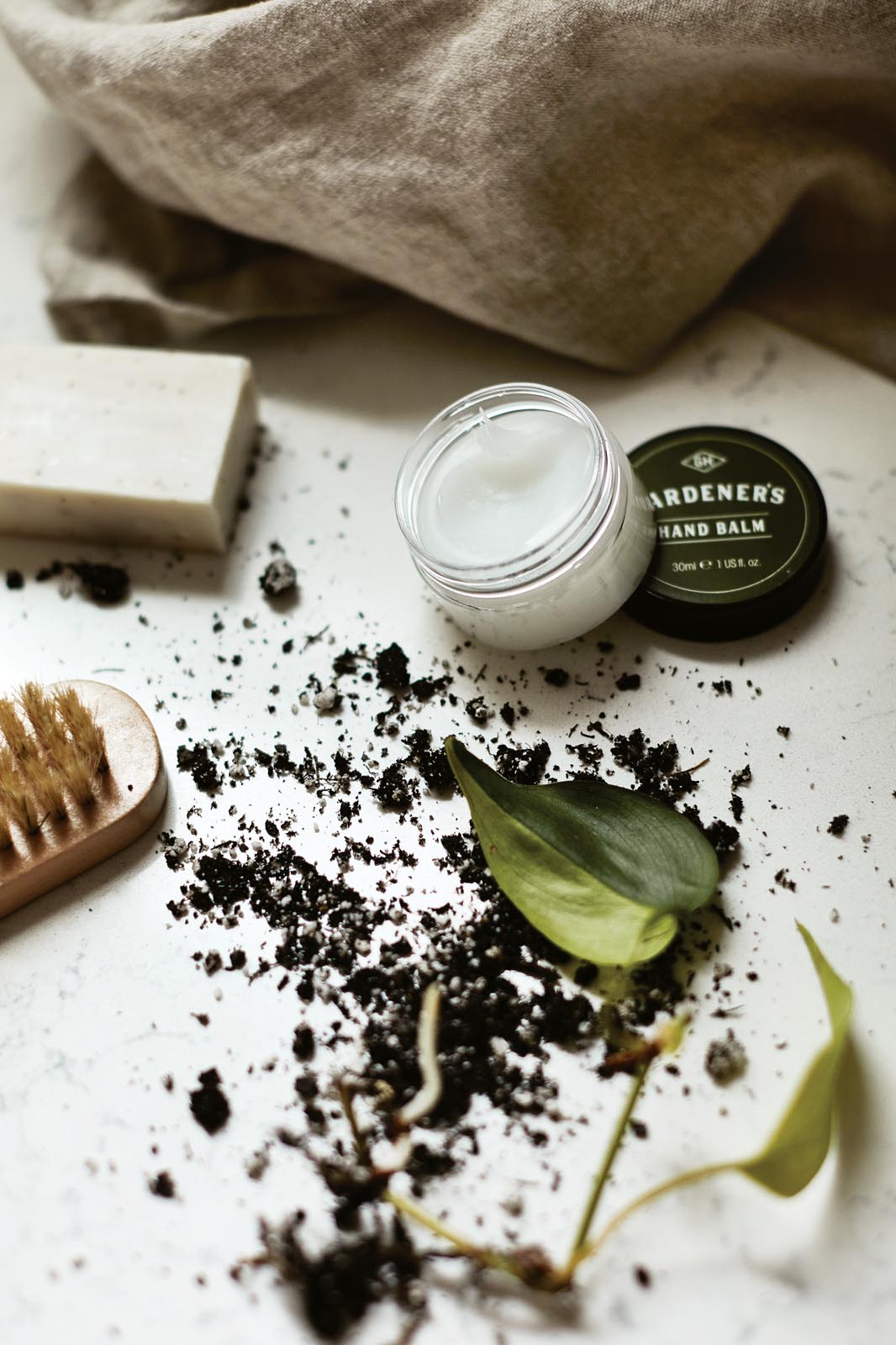 Tin Gift Set: Nail Brush, Soap, Balm