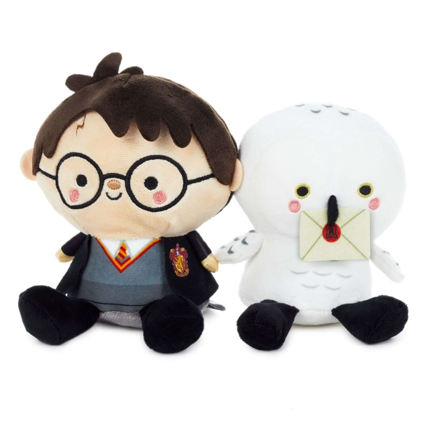 Better Together Harry Potter™ and Hedwig™ Magnetic Plush Pair, 5.5", close up view of plush characters in Hogwarts attire and snowy owl.