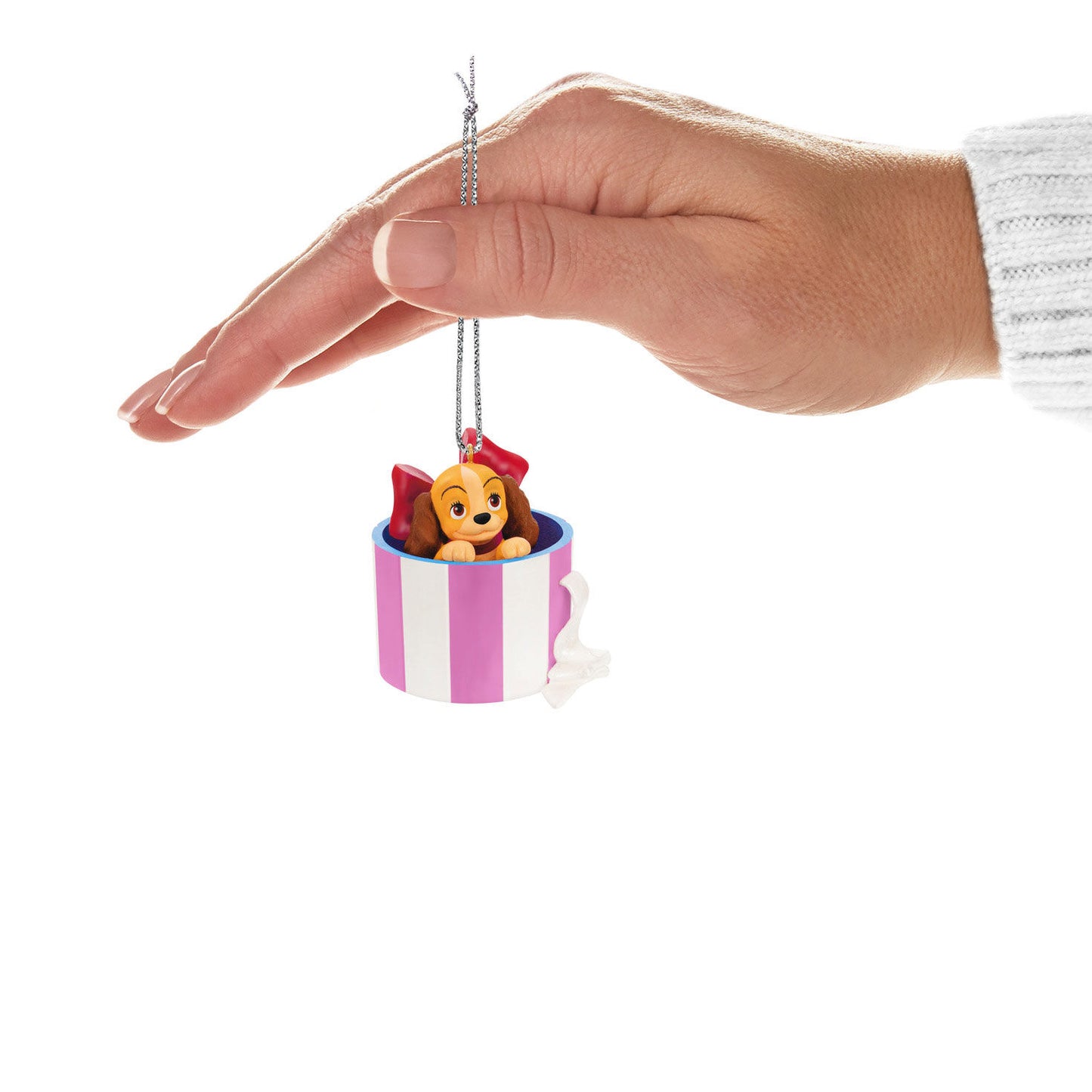 Disney Lady and the Tramp, Darling's Christmas Gift — Hallmark Keepsake Christmas Ornament