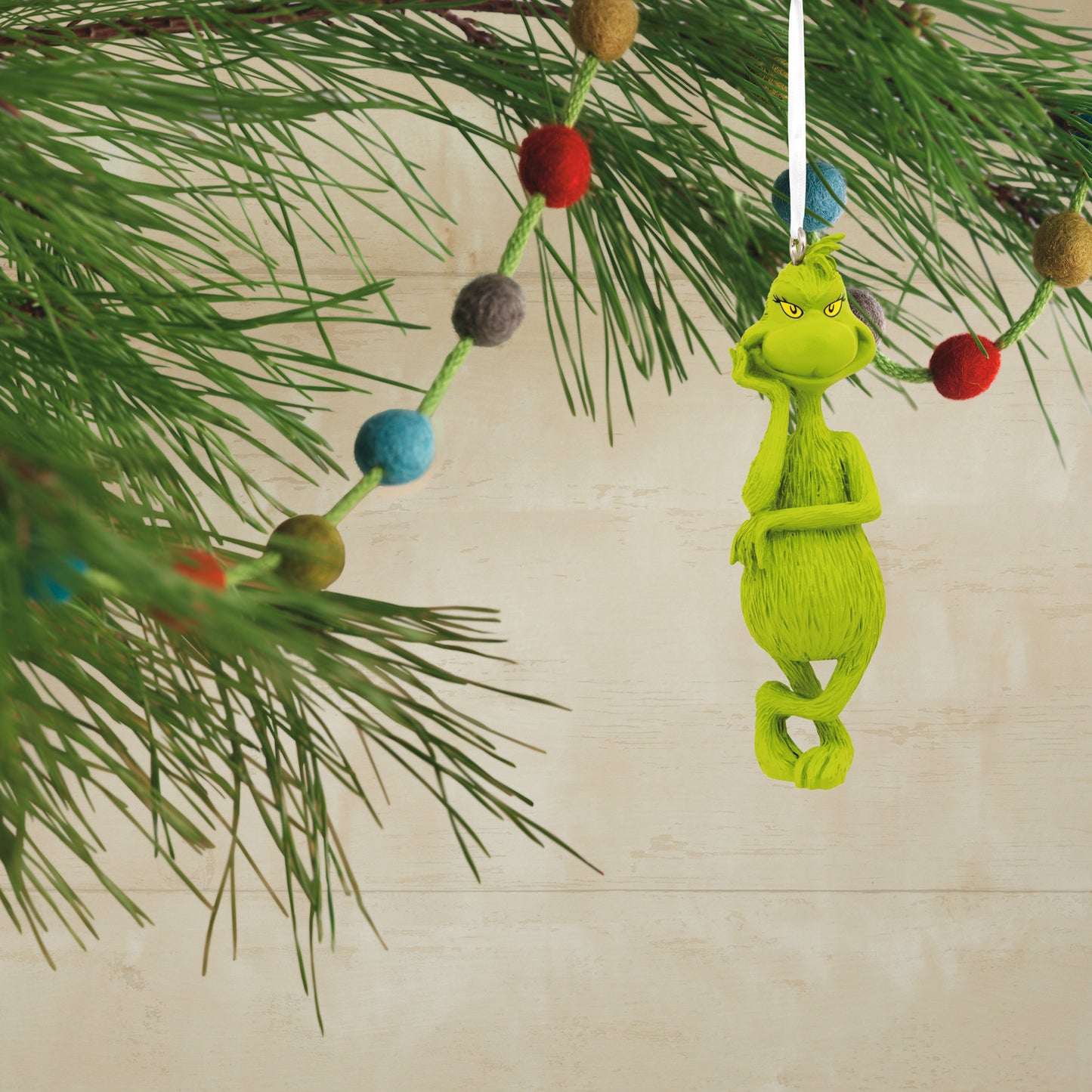 Dr. Seuss's How the Grinch Stole Christmas! - Hallmark Christmas Ornament