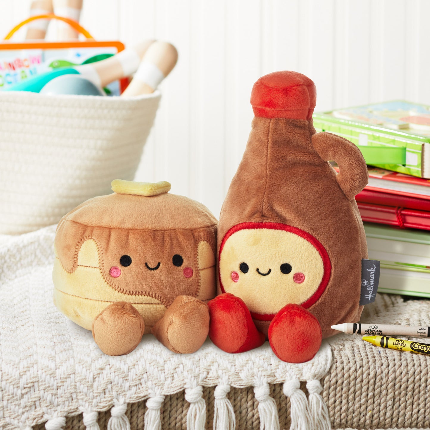 Pancakes and Syrup Magnetic Plush – Better Together
