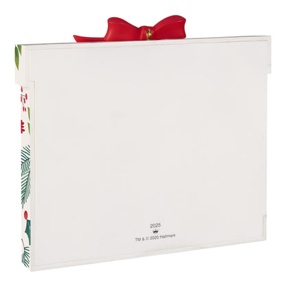 The Gift Of Family, Photo Holder — 2025 Hallmark Keepsake Christmas Ornament