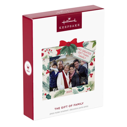 The Gift Of Family, Photo Holder — 2025 Hallmark Keepsake Christmas Ornament