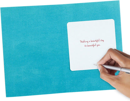 Hallmark Signature Birthday Card for Mom (Flowers)