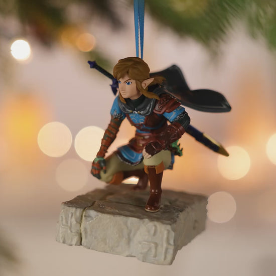 Nintendo The Legend of Zelda™: Tears of the Kingdom Link Musical With Light — 2026 Hallmark Keepsake Christmas Ornament, detailed figure, Christmas tree decoration, vibrant colours.