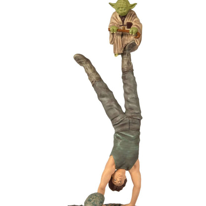 Star Wars™: The Empire Strikes Back™ There Is No Try Ornament With Sound — 2025 Hallmark Keepsake Christmas Ornament, Yoda on Luke's feet, sitting pose, 13 cm