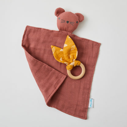 Rosette Double Muslin Comforter & Wooden Teething Ring